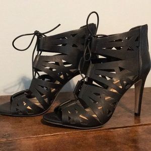 Jessica Simpson heels